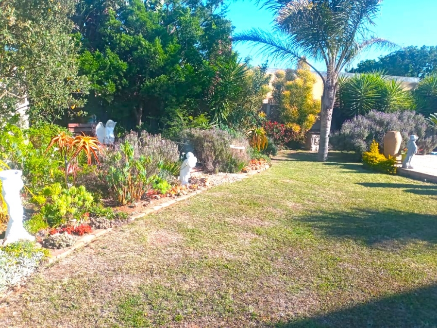 3 Bedroom Property for Sale in C Place Eastern Cape